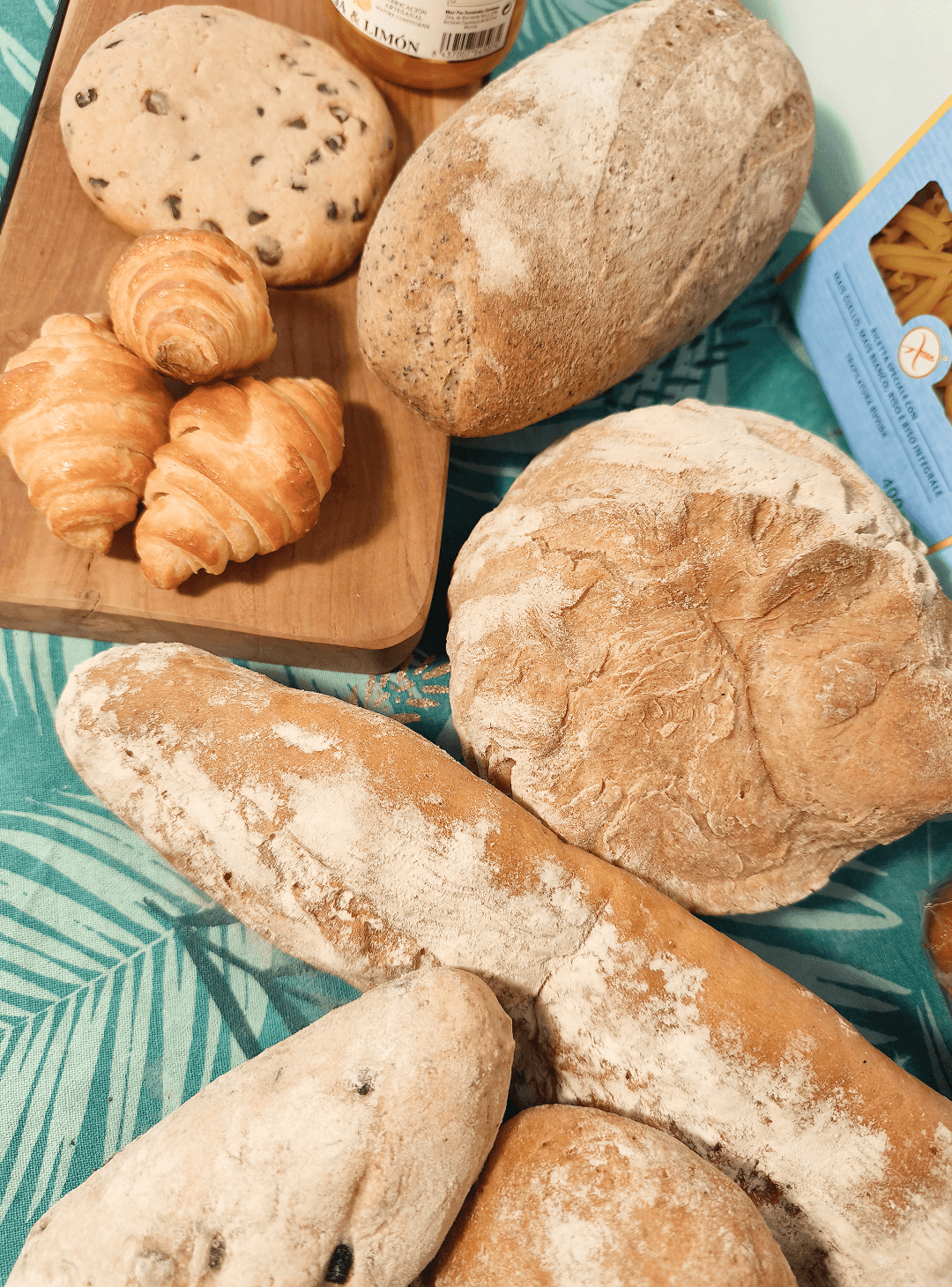 hogazas, barras, panecillos, cookie y croissants sin gluten